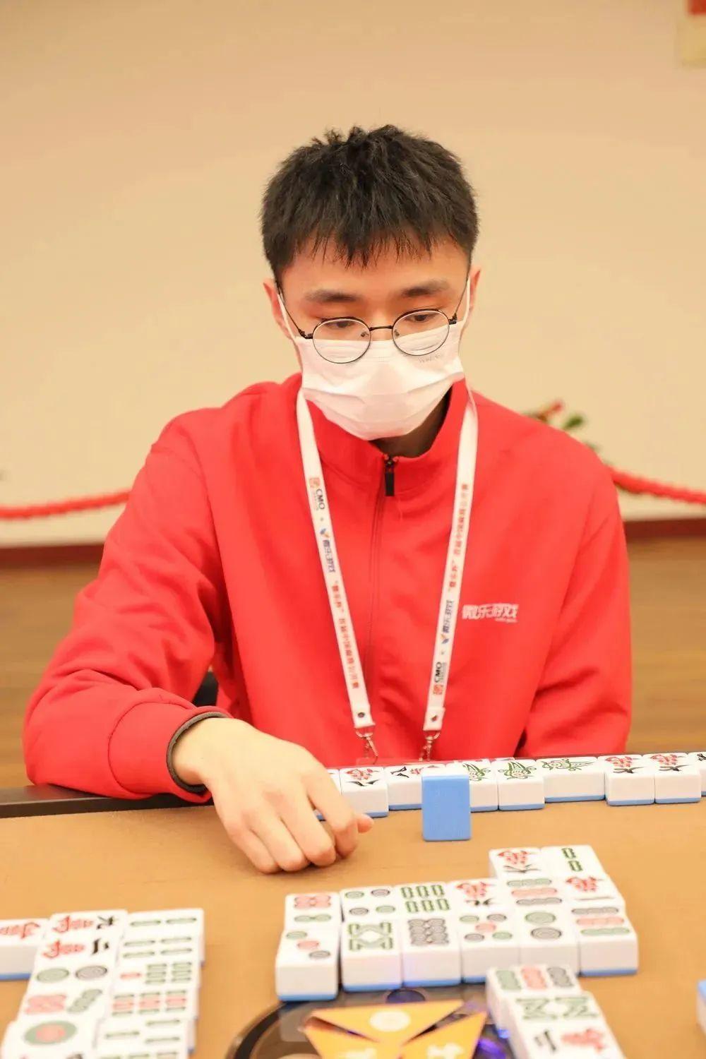 新教你‘‘小程序微乐麻将有没有软件可以看到对方牌-哔哩哔哩 