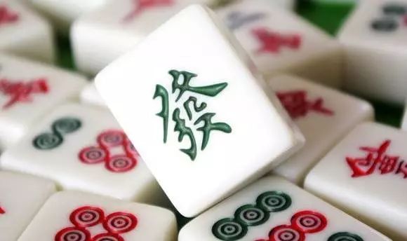 优选推荐“雀神广东麻将开挂使用开挂”(确实是有挂)-哔哩哔哩