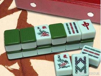 终于懂了！火龙扑克牌背面认牌技巧,推荐6个购买渠道