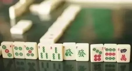 重大通报“掌心麻将圈到底有挂吗”(的确有挂)