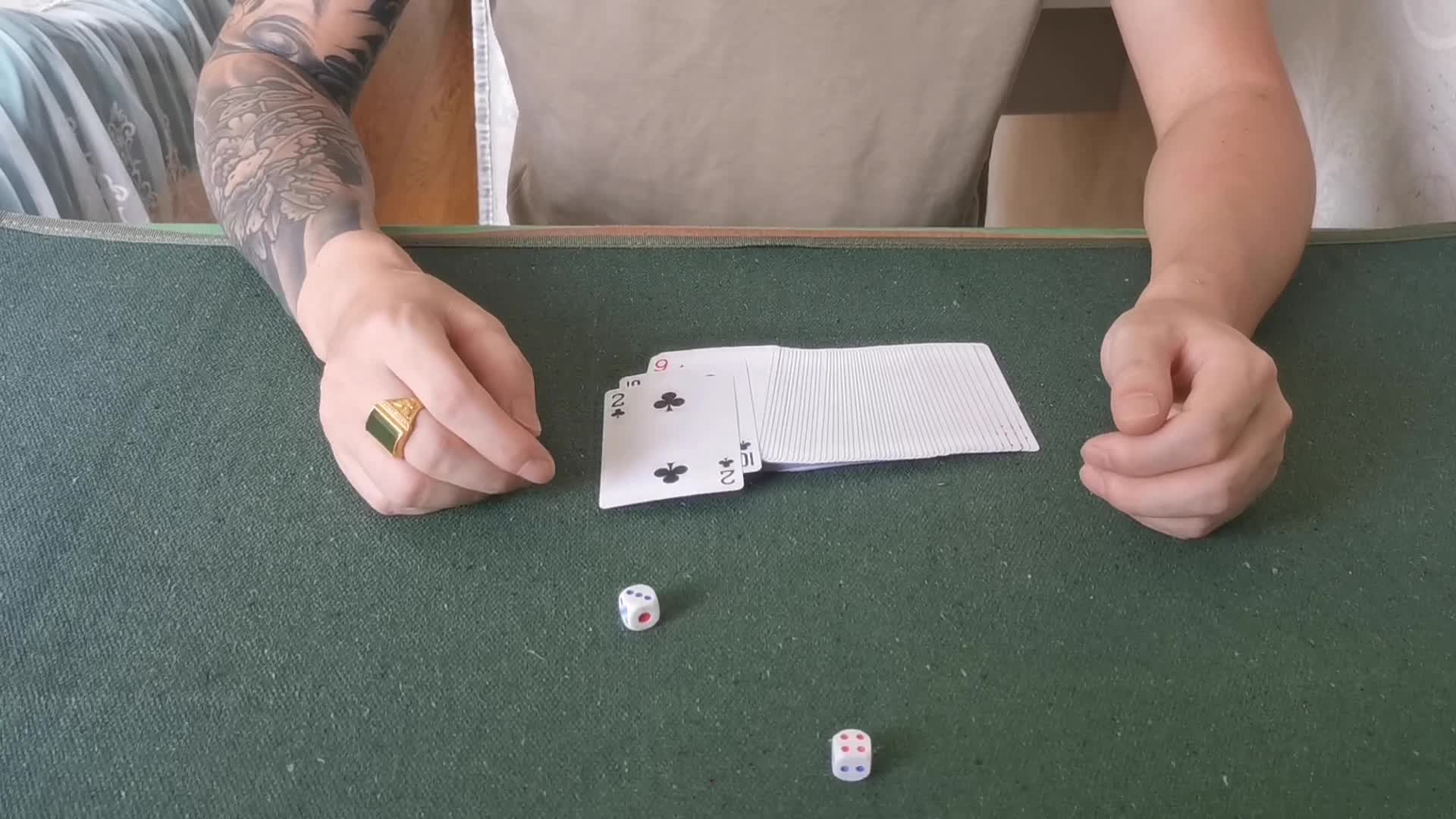 新教你‘‘扑克玩三公控洗牌的技巧手法—详细解说+新浪科技