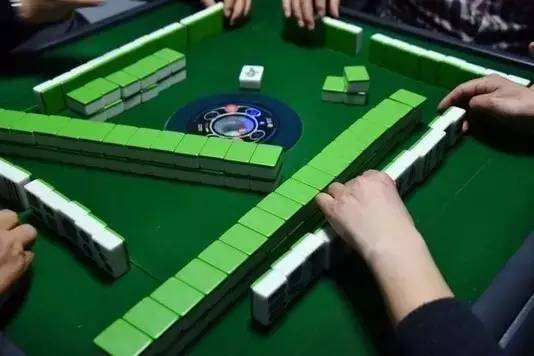 打两圈麻将其实真的确实有挂(原来真的有挂)