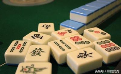 微乐家乡麻将助赢神器(确实有挂)