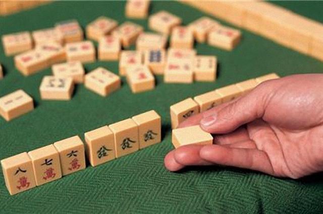 详细说明“免安装普通麻将老输怎么办_《爱问知识人 使用说明》