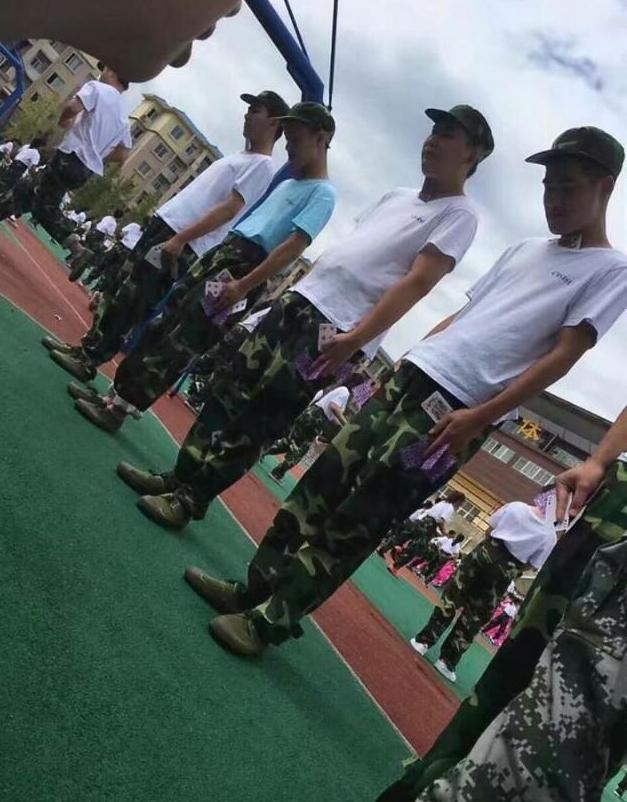 5分钟教会你“普通扑克牌斗地主发大牌三招口诀《新浪科技 讲解窍门》