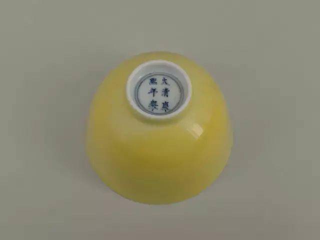 必看盘点揭秘!如何提前知道普通瓷杯里面的色子大小《新浪科技 讲解窍门》